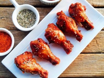 自制蜜汁烤雞翅根，外酥里嫩好吃到轉圈圈的做法-香辣味烤菜譜