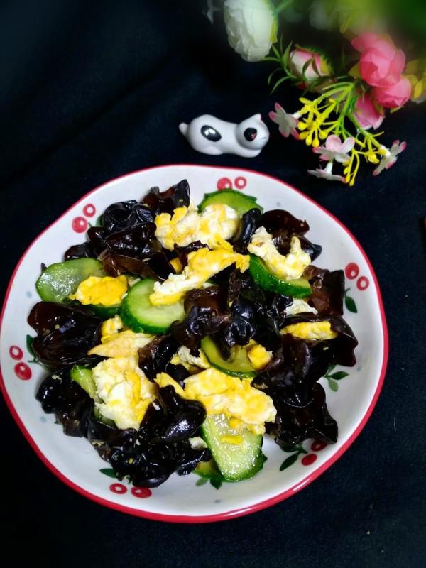 黃瓜木耳炒雞蛋的做法-家常味炒菜譜-易網健康養(yǎng)生網 黃瓜木耳炒雞蛋的做法-家常味炒菜譜