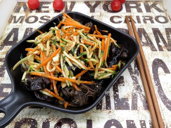 涼拌木耳的做法-家常味拌菜譜