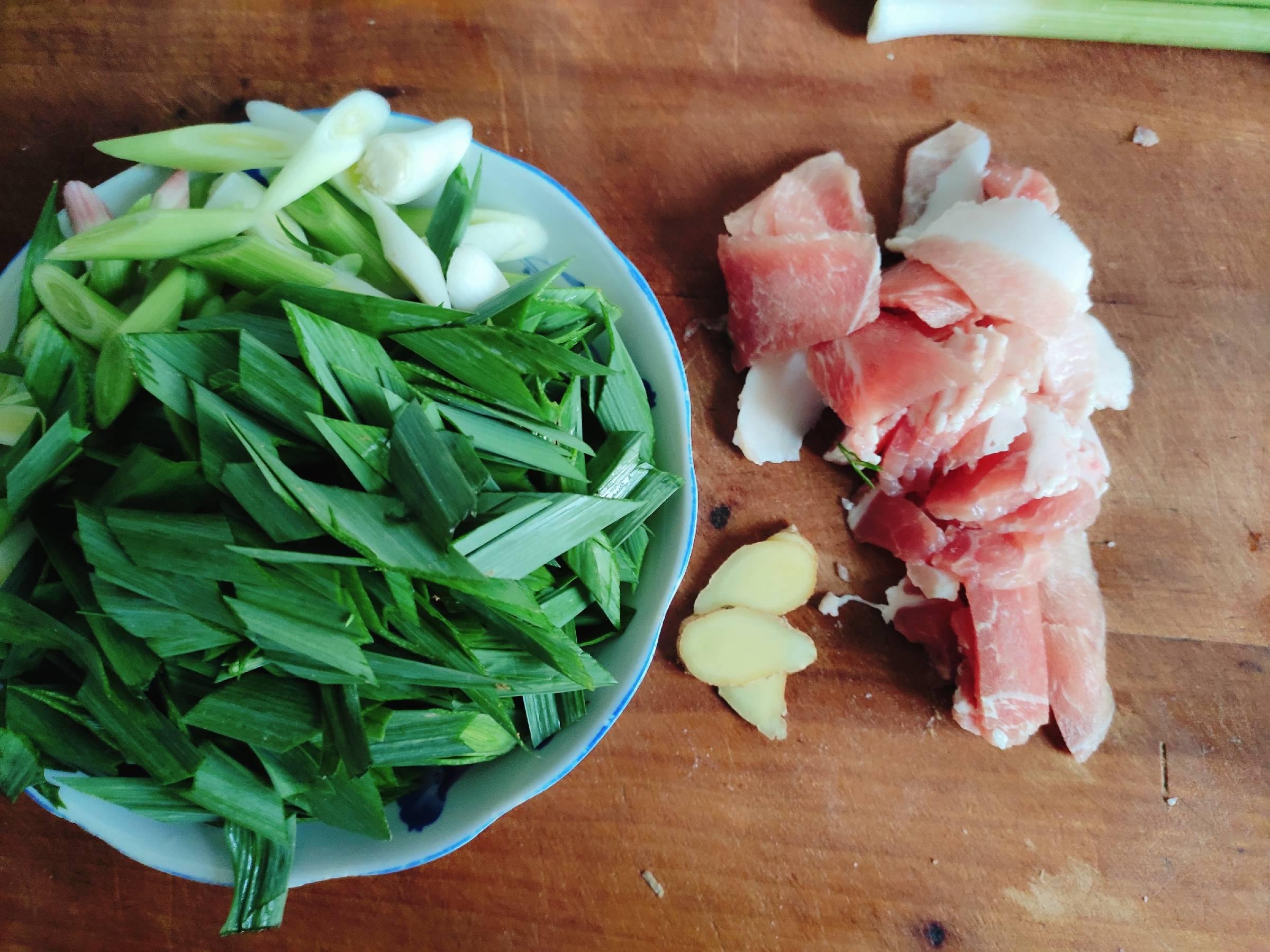 大蒜苗炒肉的做法-咸鮮味炒菜譜