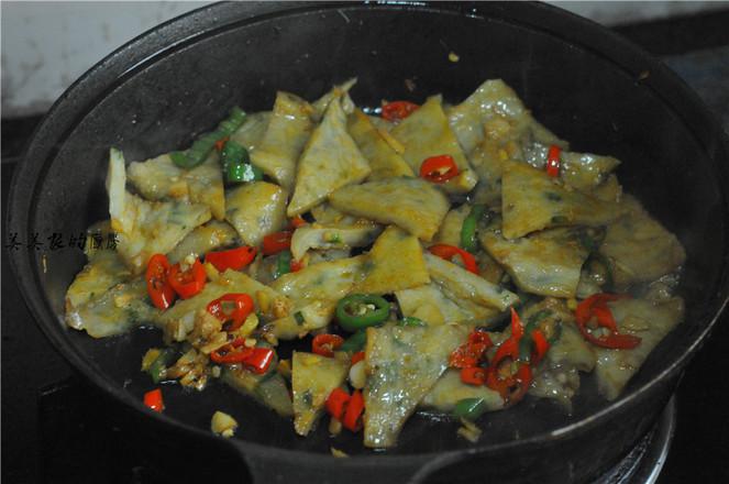 香辣紅薯皮的做法-香辣味煎菜譜