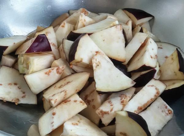 茄菇燒的做法-家常味燒菜譜