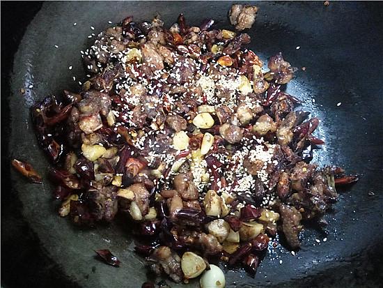 干煸辣子雞的做法-香辣味炒菜譜