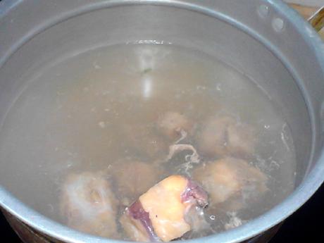 杜仲牛尾湯的做法-咸鮮味燉菜譜