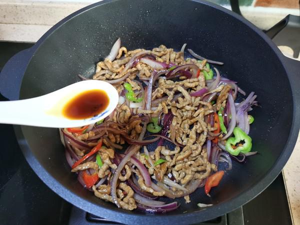 洋蔥炒肉絲的做法-家常味炒菜譜