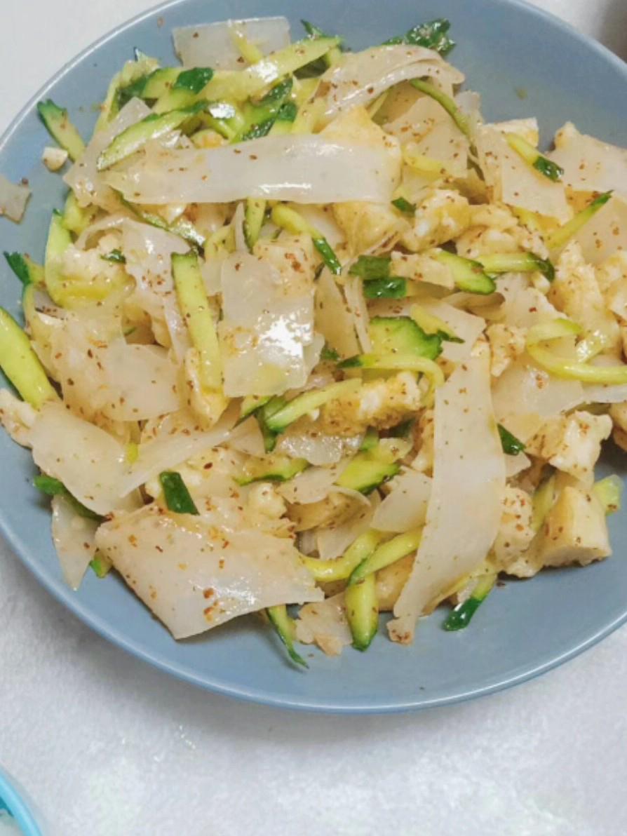 自制涼皮的做法-酸辣味拌菜譜