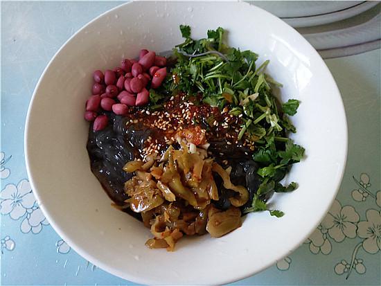 自制酸辣粉的做法-酸辣味煮菜譜