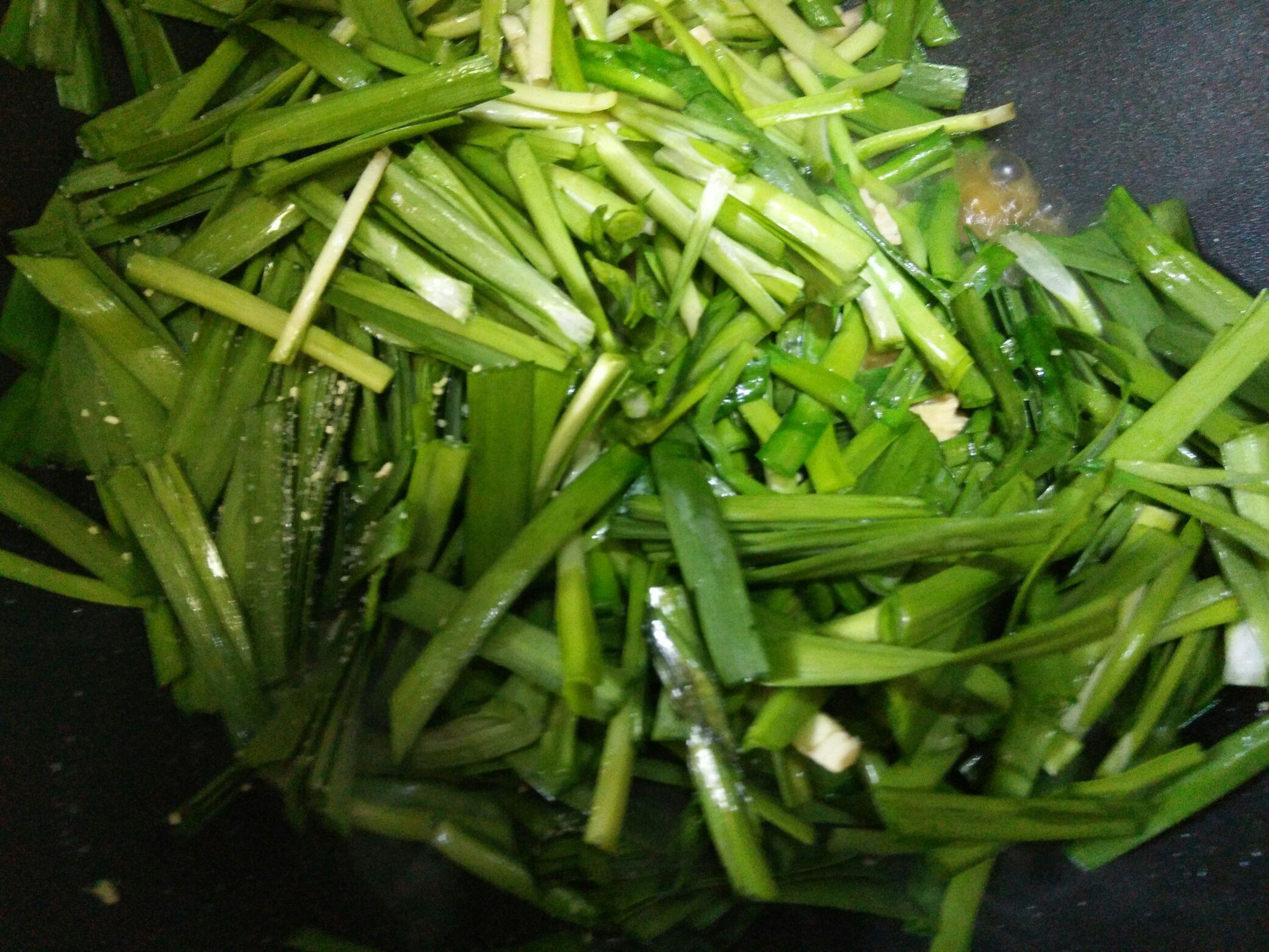 韭菜炒厚豆腐皮的做法-家常味炒菜譜