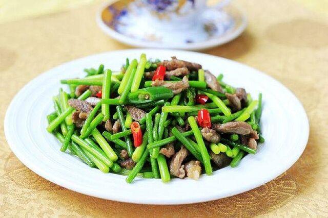 蒜薹炒羊肉的做法-家常味炒菜譜