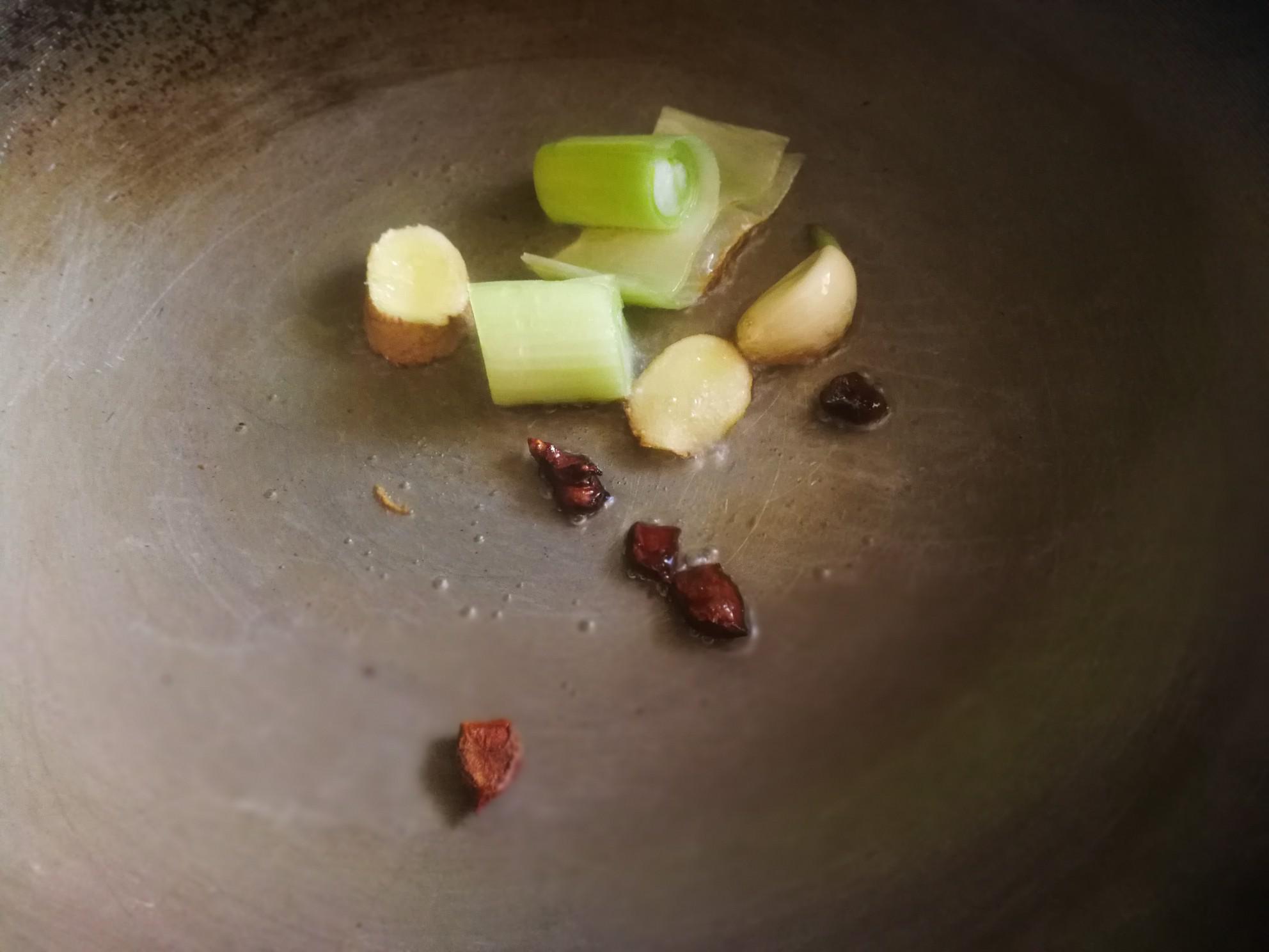 紅燒豬大排的做法-咸鮮味燒菜譜