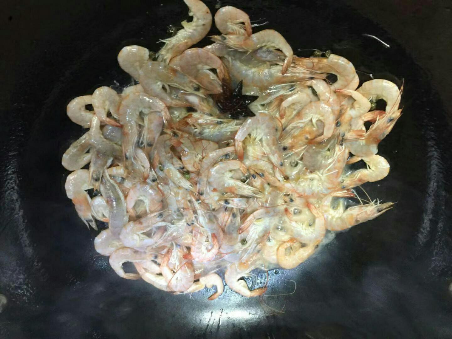 爆炒河蝦的做法-家常味炒菜譜-易網健康養生網 爆炒河蝦的做法-家常味炒菜譜