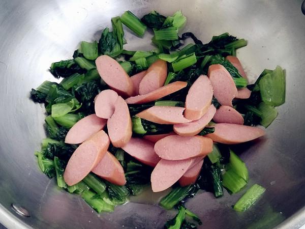 碧綠小白菜炒肉腸的做法-咸鮮味炒菜譜