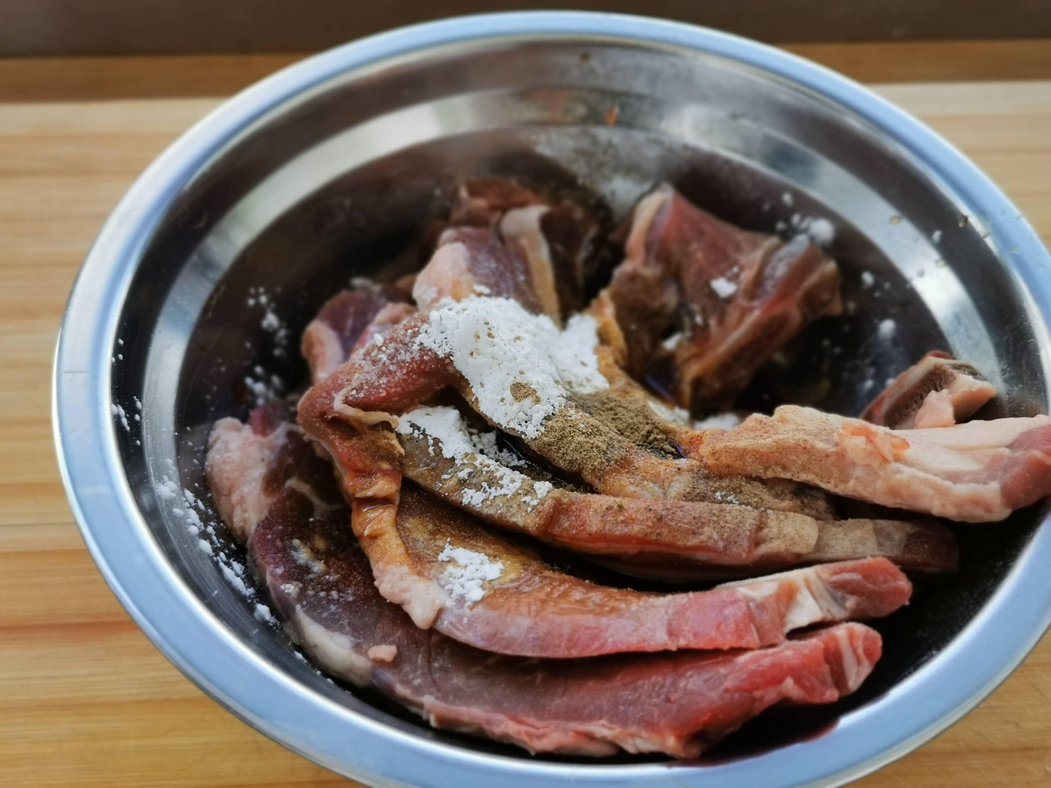 香煎牛仔骨的做法-黑椒味煎菜譜