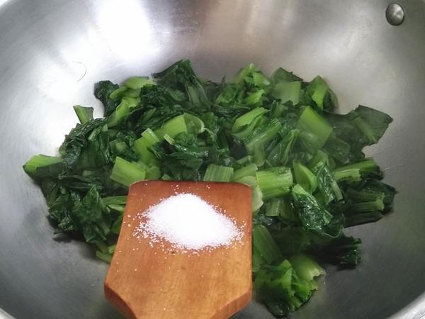 碧綠小白菜炒肉腸的做法-咸鮮味炒菜譜