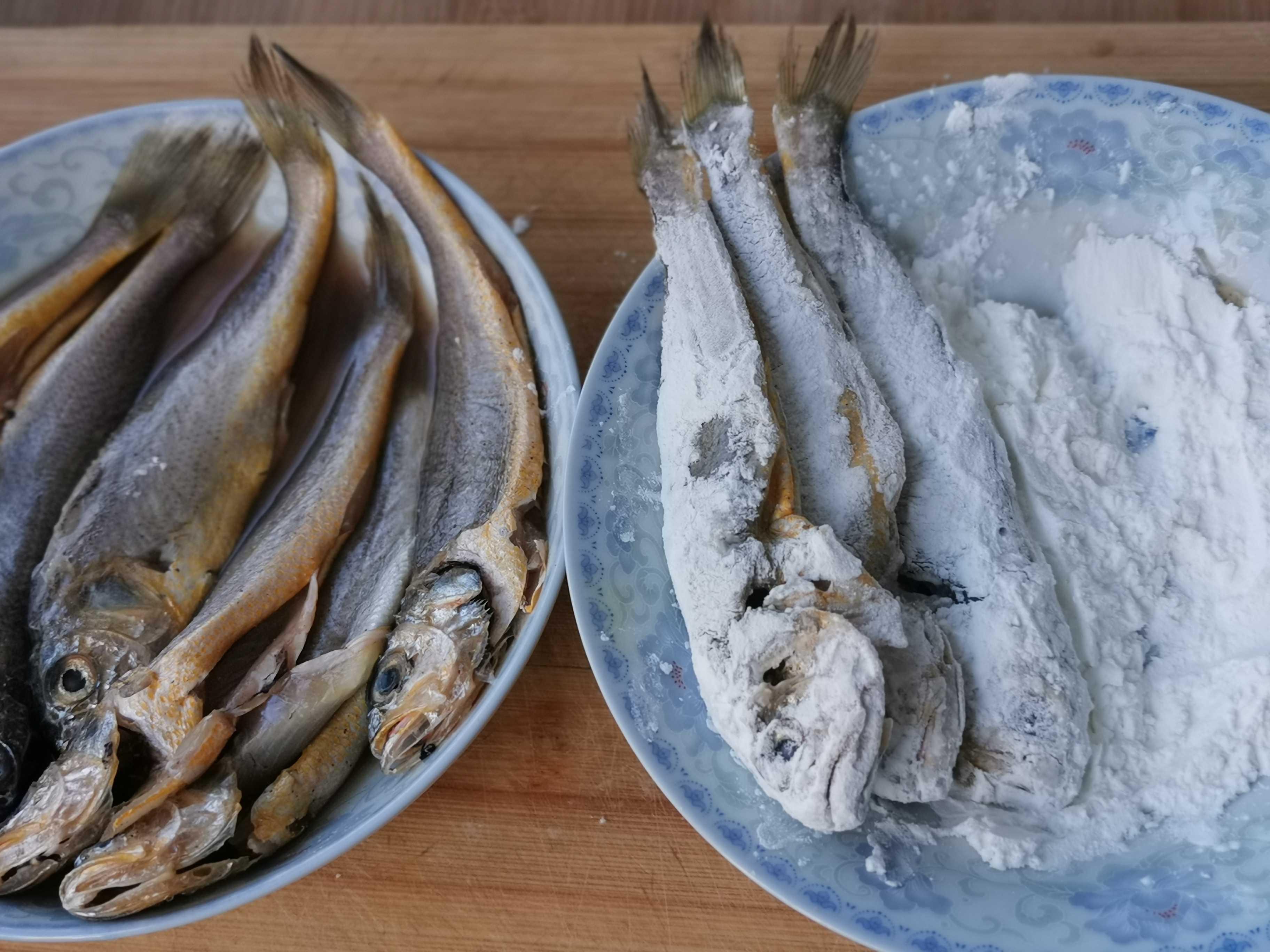 干炸小黃魚的做法-其它口味炸菜譜