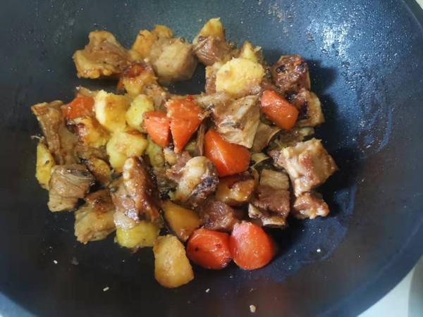 紅燜羊排的做法-家常味燉菜譜