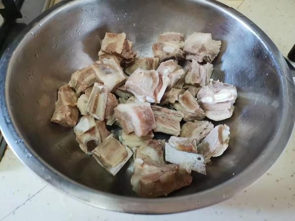 紅燜羊排的做法-家常味燉菜譜