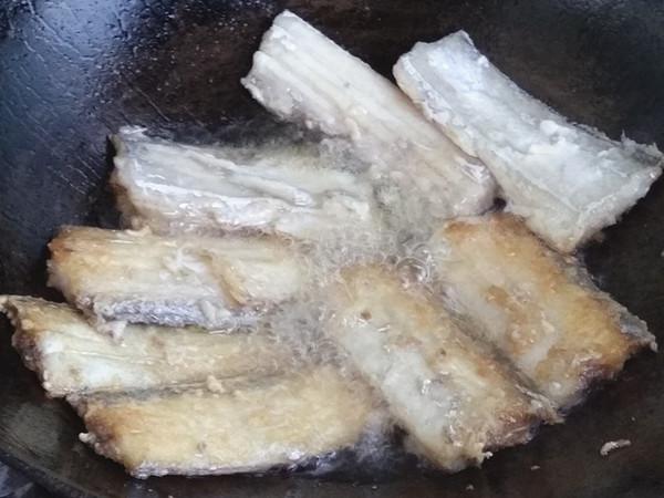 杏鮑菇燒帶魚的做法-咸鮮味燒菜譜