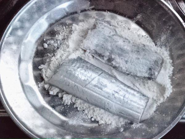 杏鮑菇燒帶魚的做法-咸鮮味燒菜譜