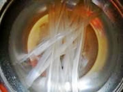 砂鍋魚頭煲的做法-咸鮮味煮菜譜