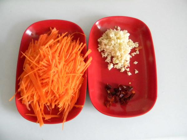 涼拌黑木耳的做法-其它口味拌菜譜