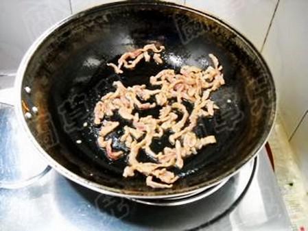 鮮榨菜木耳肉絲的做法-咸鮮味炒菜譜