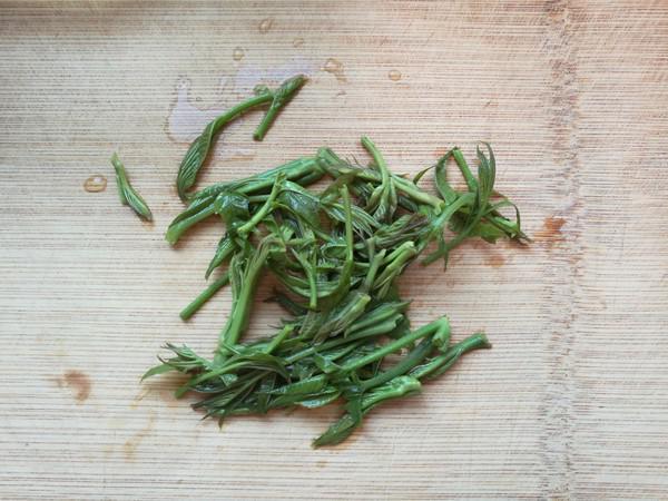 香椿魚雞蛋餅的做法-家常味煎菜譜