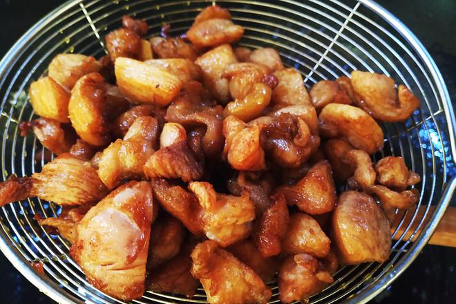 辣子雞丁的做法-麻辣味炒菜譜