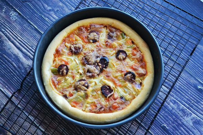 素什錦披薩的做法-咸鮮味烤菜譜-易網健康養生網 素什錦披薩的做法-咸鮮味烤菜譜