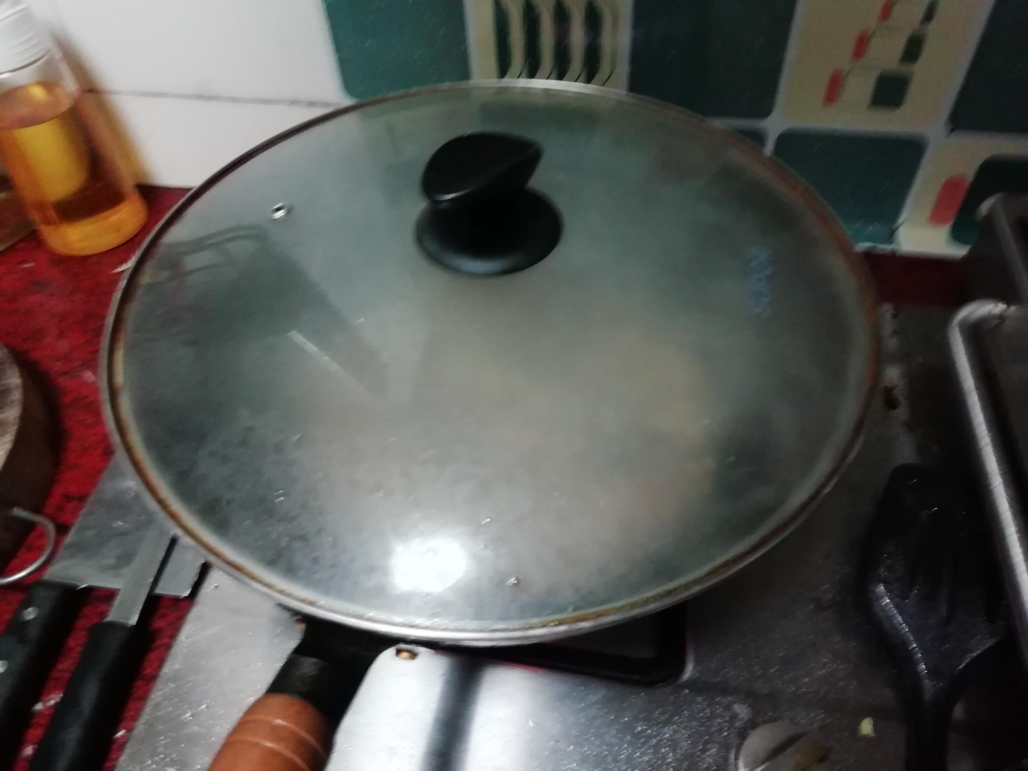 燜燒鯉魚的做法-咸鮮味燉菜譜