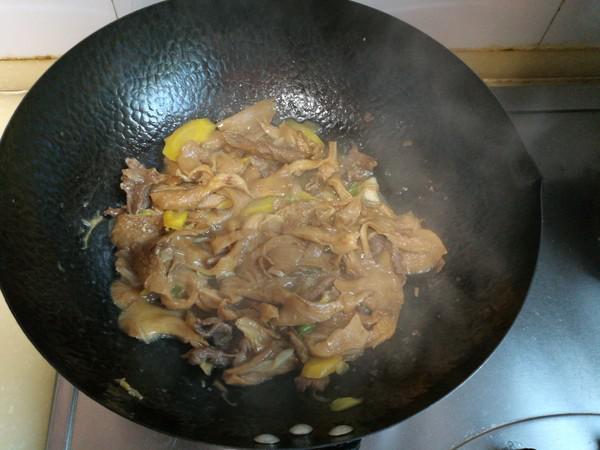 鳳尾菇炒肉的做法-家常味炒菜譜