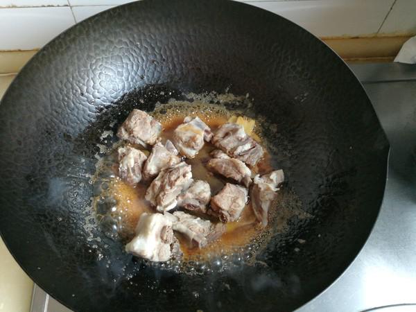 糖醋排骨的做法-酸甜味熘菜譜
