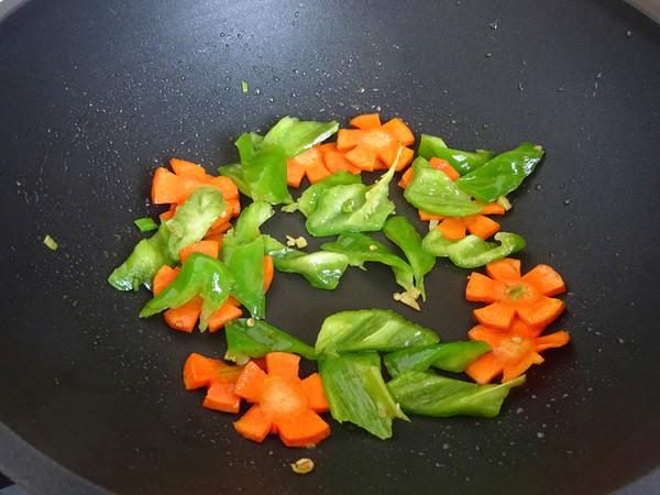 小炒蓮藕的做法-咸鮮味炒菜譜