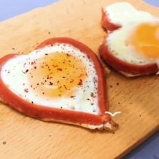 愛心煎蛋的做法-咸鮮味煎菜譜