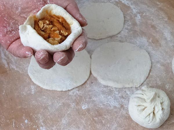 雞蛋倭瓜餡蒸包的做法-家常味蒸菜譜