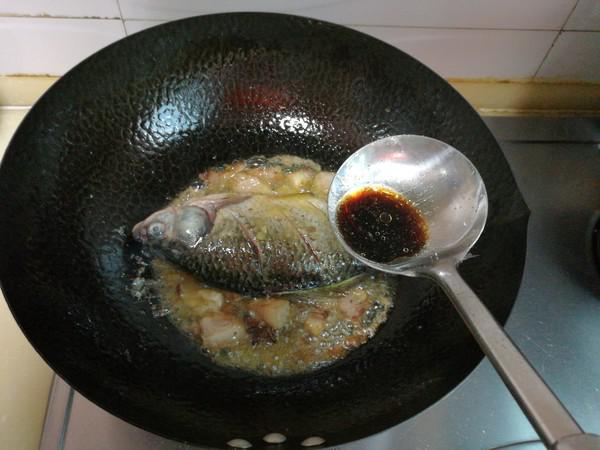 回鍋肉燉鯽魚的做法-家常味燉菜譜-易網健康養生網 回鍋肉燉鯽魚的做法-家常味燉菜譜