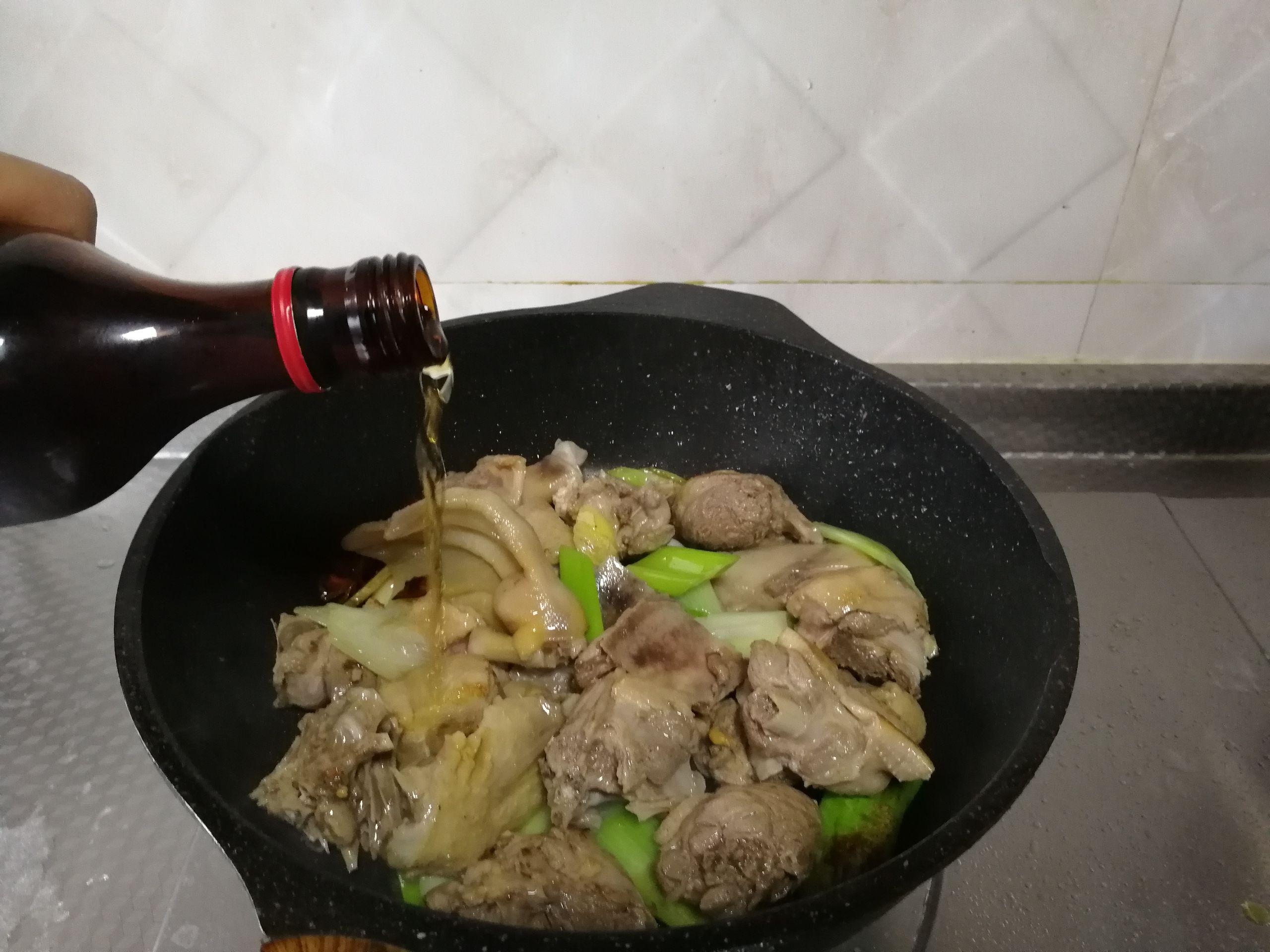 紅燒鵝肉的做法-咸鮮味煮菜譜