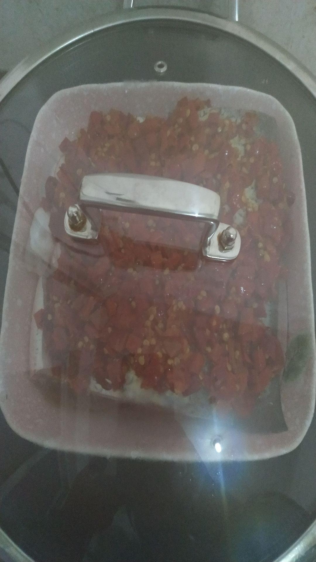 剁椒蒸魚的做法-香辣味蒸菜譜