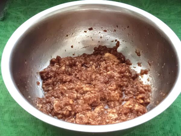 豬肉韭菜餡蒸包的做法-咸鮮味蒸菜譜-易網健康養生網 豬肉韭菜餡蒸包的做法-咸鮮味蒸菜譜