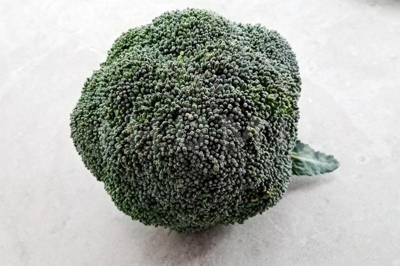 蒜香蒸西蘭花的做法-蒜香味蒸菜譜