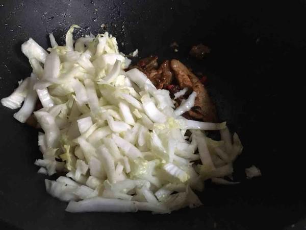 白菜幫炒肉的做法-香辣味炒菜譜