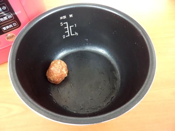 本色蒸獅子頭的做法-咸鮮味蒸菜譜