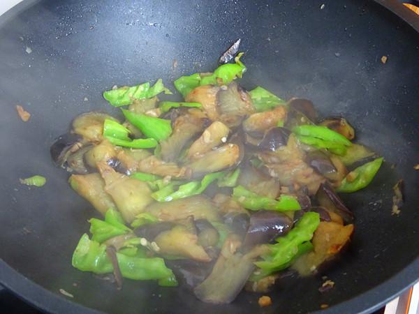 辣椒炒茄子的做法-咸鮮味炒菜譜