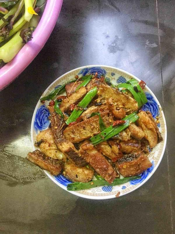 紅燒鱤魚的做法-香辣味燒菜譜