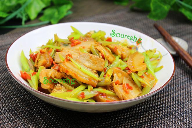 莧菜梗炒肉的做法-香辣味炒菜譜