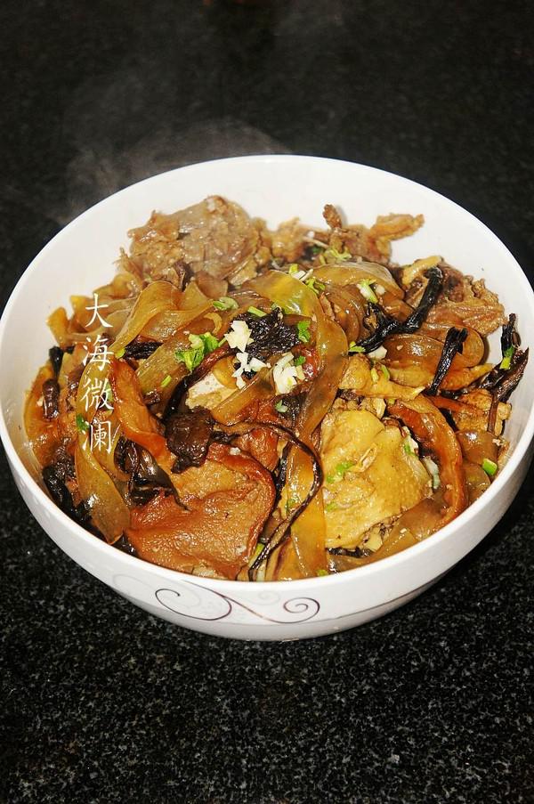 小雞燉蘑菇的做法-家常味燉菜譜-易網健康養生網 小雞燉蘑菇的做法-家常味燉菜譜