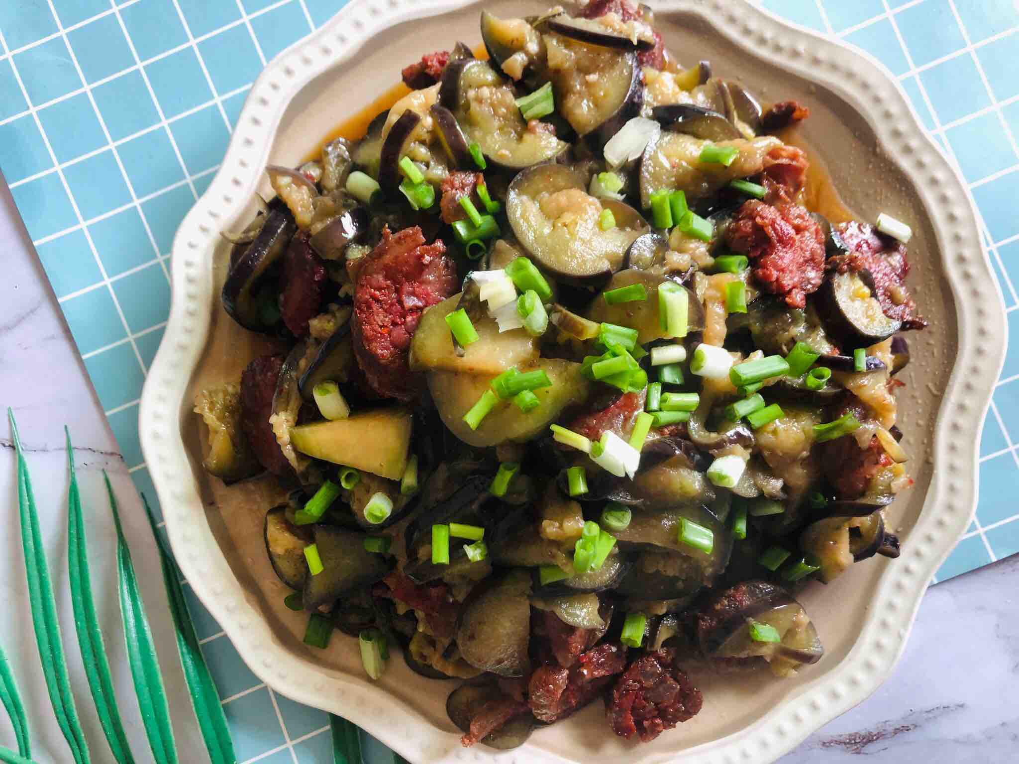 臘味茄片的做法-家常味炒菜譜-易網健康養生網 臘味茄片的做法-家常味炒菜譜