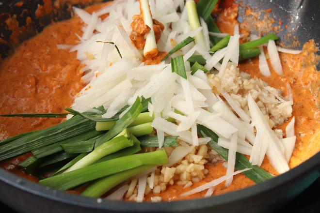 腌制辣白菜的做法-家常味腌菜譜