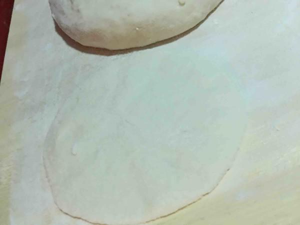 蒸芹菜肉大包子的做法-家常味蒸菜譜