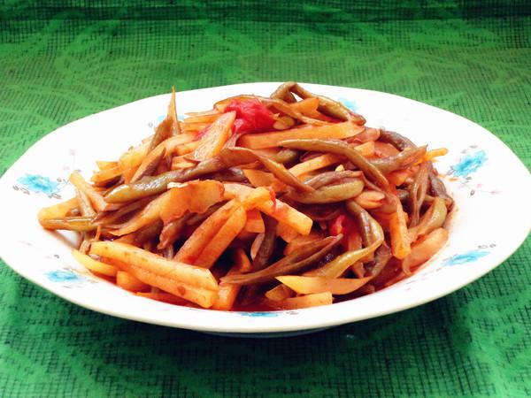 番茄炒雙豆的做法-家常味炒菜譜-易網健康養生網 番茄炒雙豆的做法-家常味炒菜譜